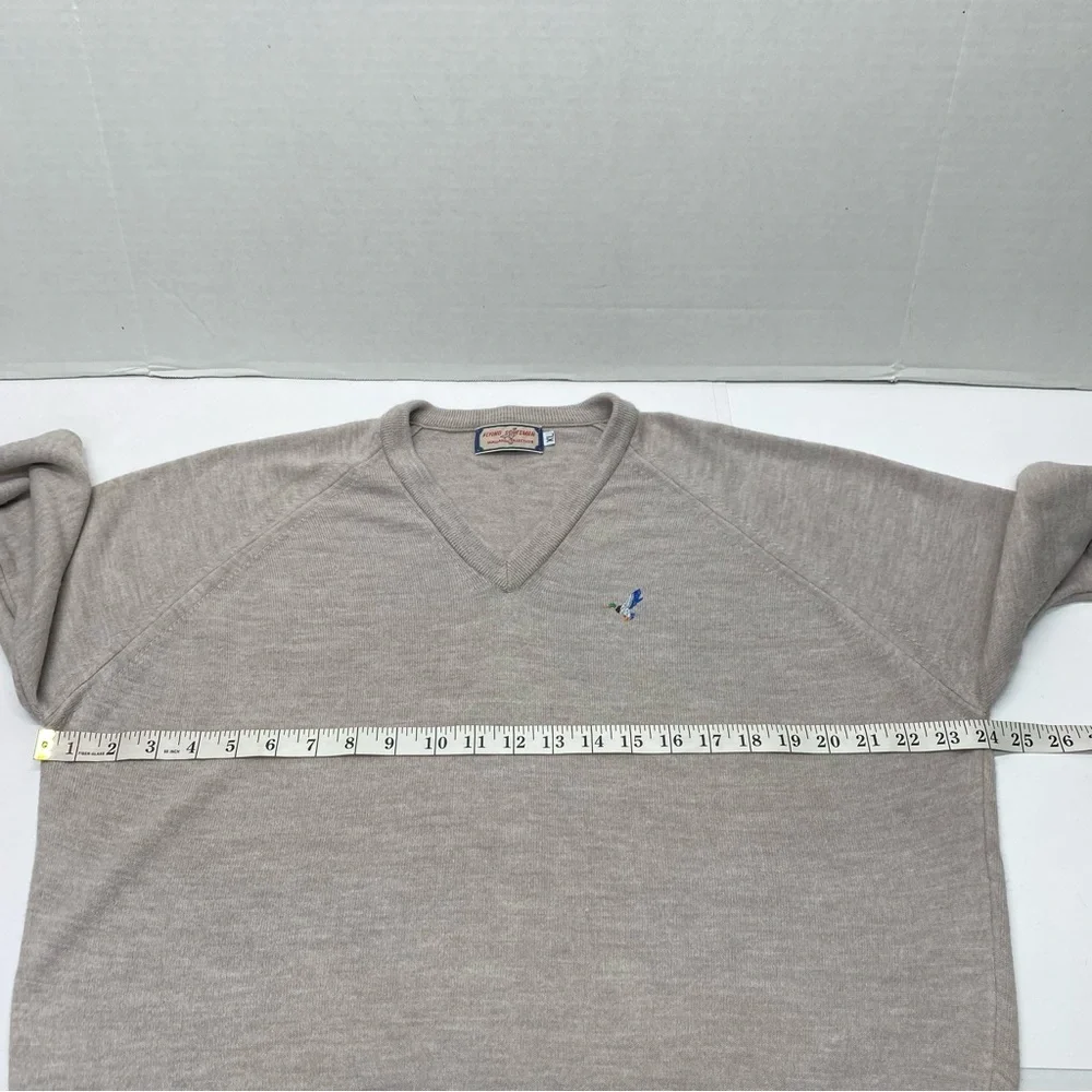 Vintage Flying Scotsman V Neck XL Sweater Mallard Collection Tan Grandpacore USA